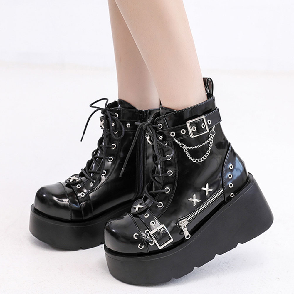 Brand New Ladies Goth Platform - Motorcycle Chain recensione e prezzo